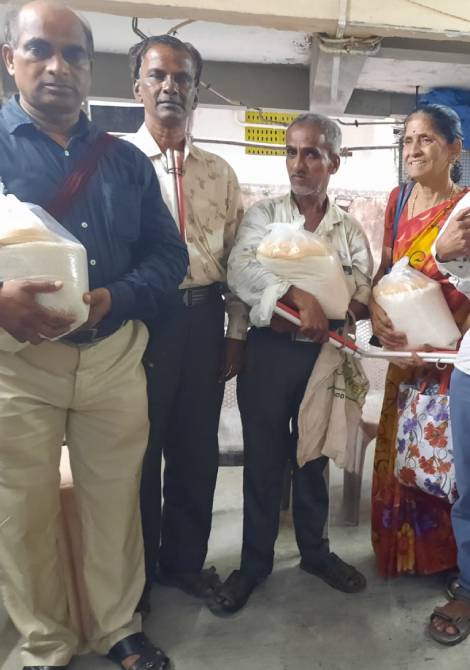 VVCF team helping visually challenged